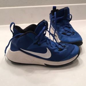 Boys blue Nike’s